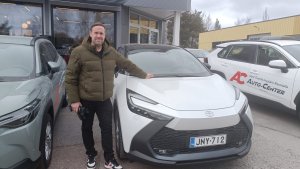 Autot ja liikenne: Koeajossa uusi Toyota C-HR — Radio Ramona